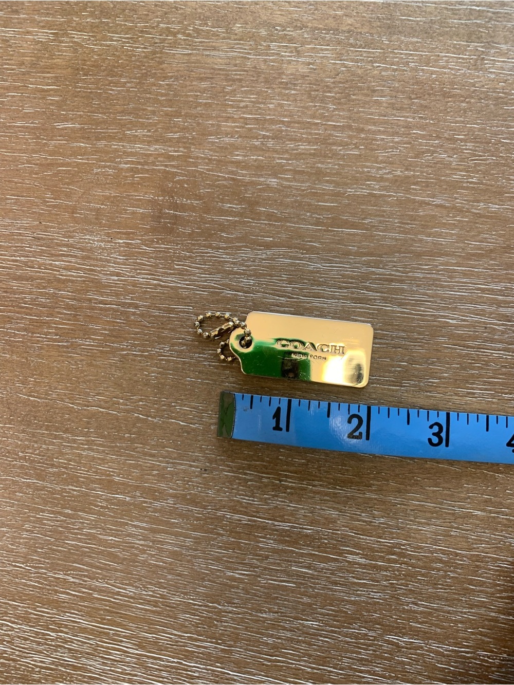 Coach Gold-Tone hang tag - Picture 2 of 5